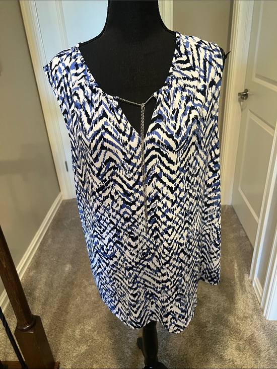 Jones New York Tops - Jones New York Blue & White Abstract Print Sleeveless Top with Zip Detail